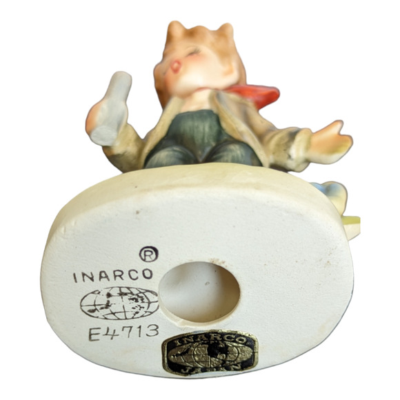 Goebel Hummel Figurine Little Boy Figure 
VINTAGE - Picture 8 of 8
